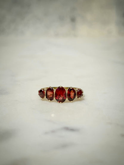 Vintage 9ct Gold Five Stone Garnet Ring