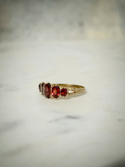 Vintage 9ct Gold Five Stone Garnet Ring