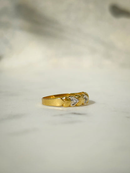 Vintage Diamond Heart Ring in 14ct Gold