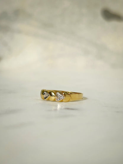 Vintage Diamond Heart Ring in 14ct Gold