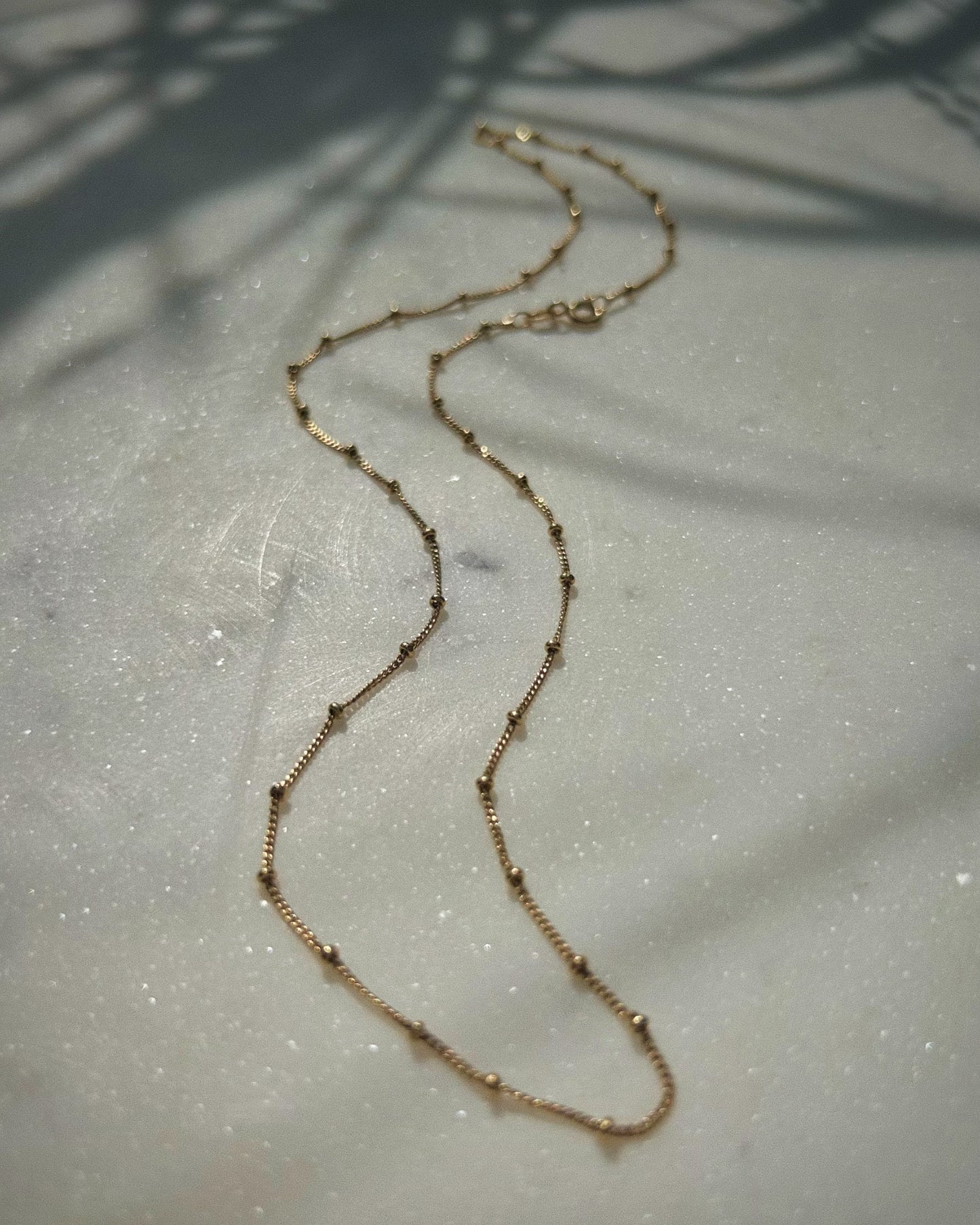 Vintage 18ct Scattered Bead Chain