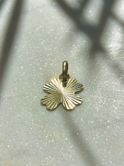 Vintage 8ct Gold Four-Leaf Clover Starburst Charm
