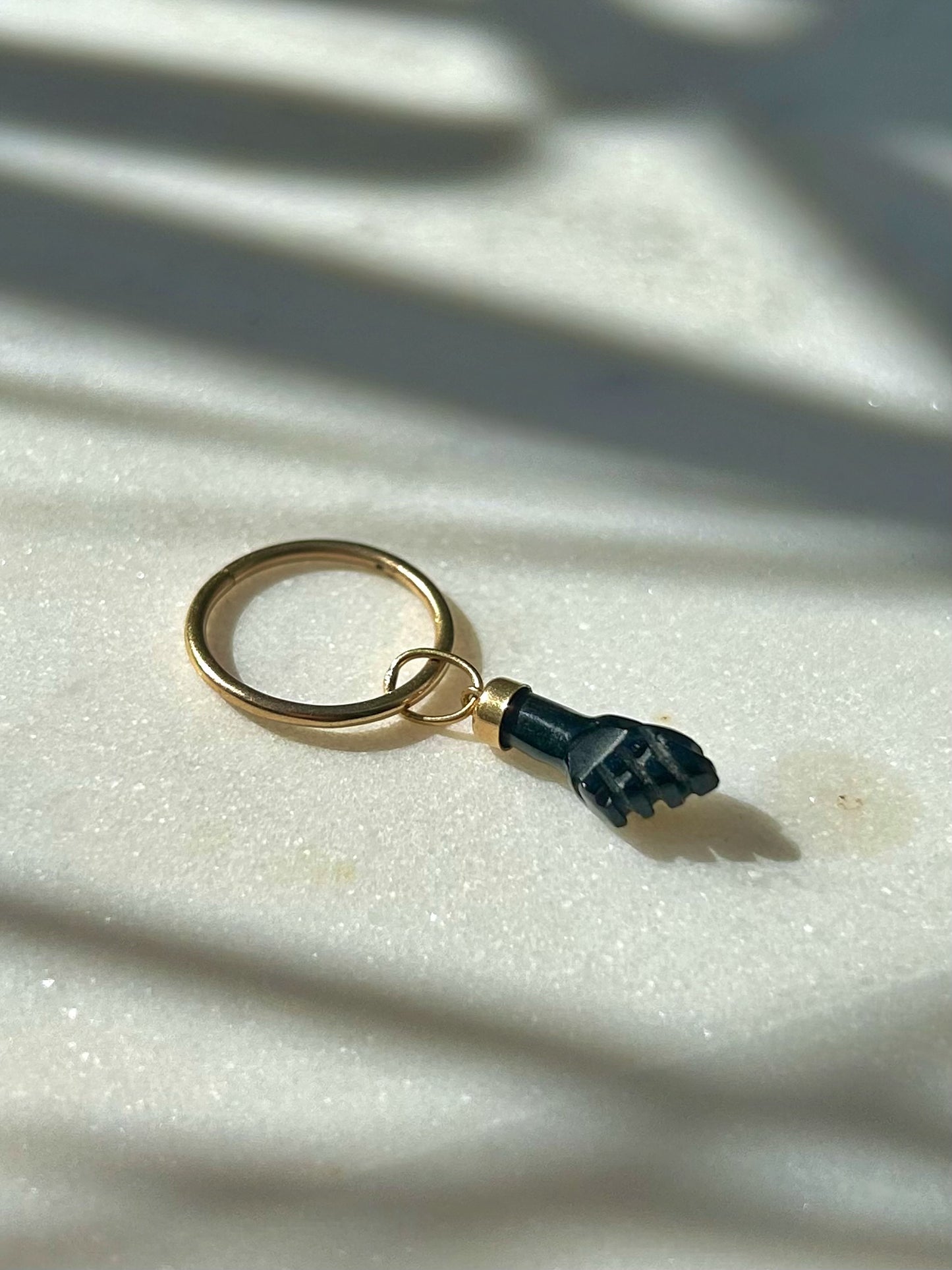 Vintage 18ct Black Figa Charm