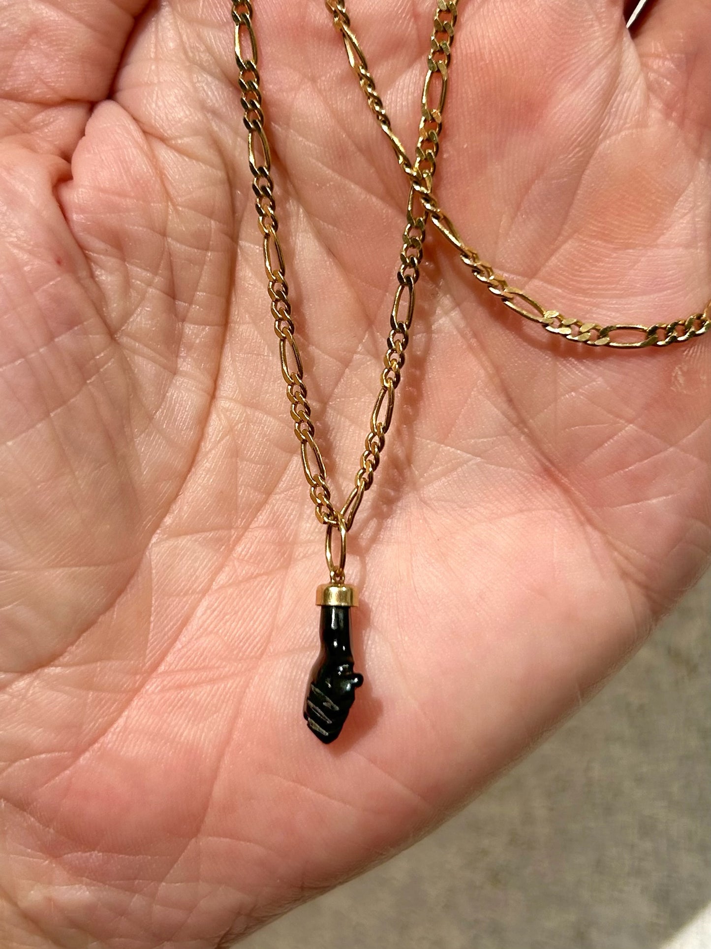 Vintage 18ct Black Figa Charm