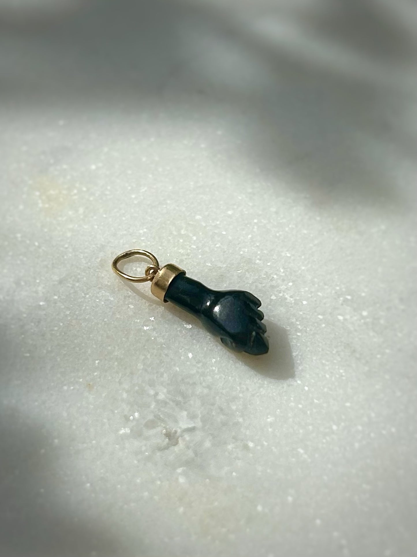 Vintage 18ct Black Figa Charm