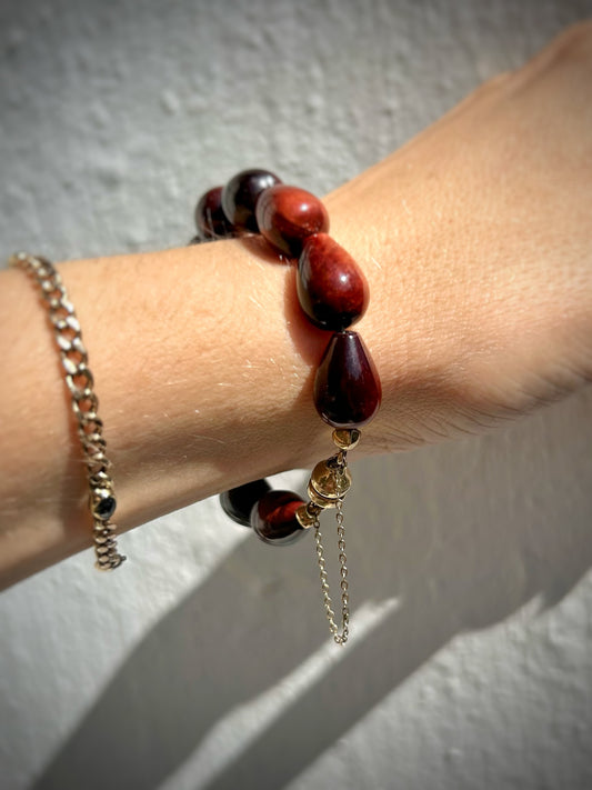 Vintage Red Tiger Eye Bracelet with 9ct Gold Clasp