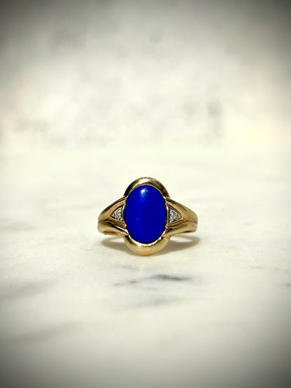 Vintage Estate 8ct Blue Cabochon & Diamond Ring