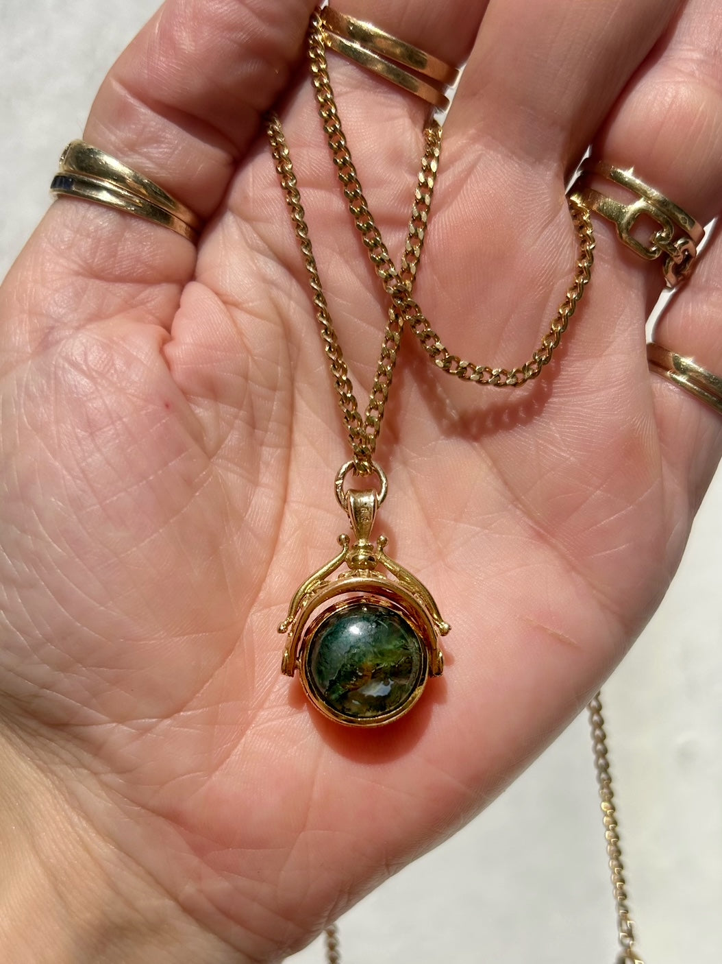 Antique 9ct Moss Agate Spinner Pendant