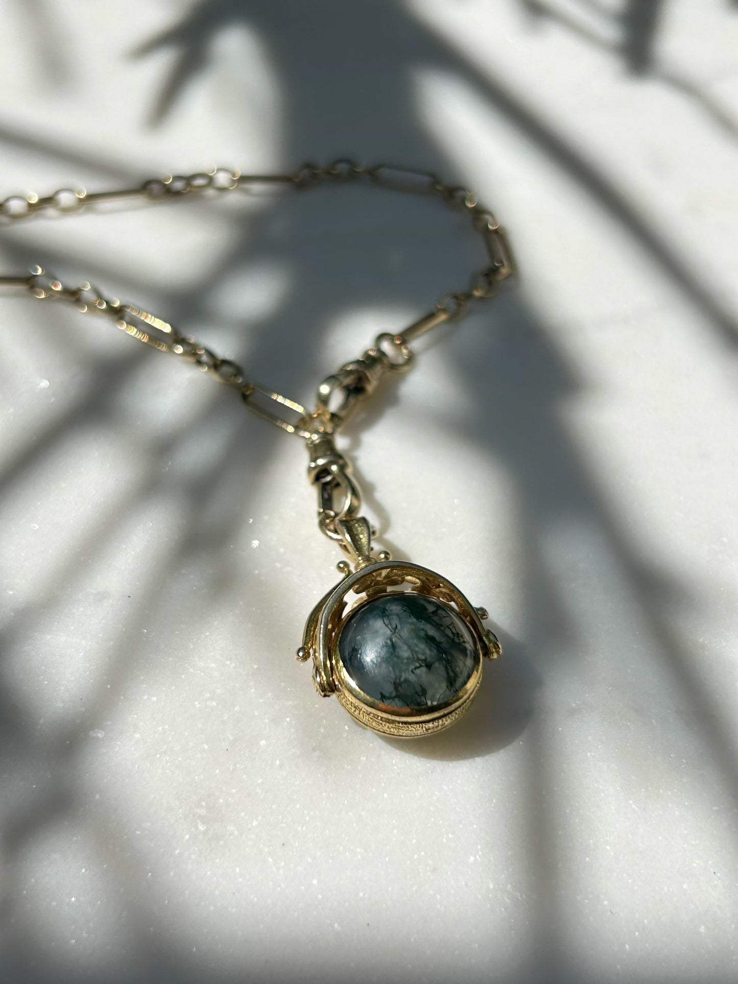 Antique 9ct Moss Agate Spinner Pendant