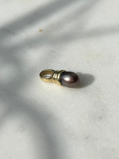 Estate 14ct Black Tahitian Pearl Pendant