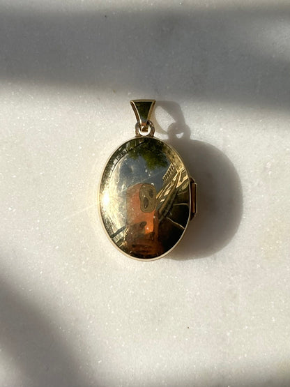 Vintage 9ct Celtic Knot Gold Locket
