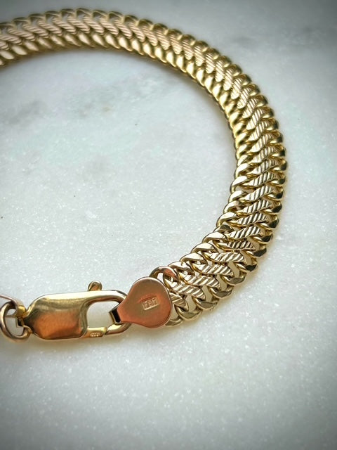 Vintage 8ct Textured Curb Bracelet