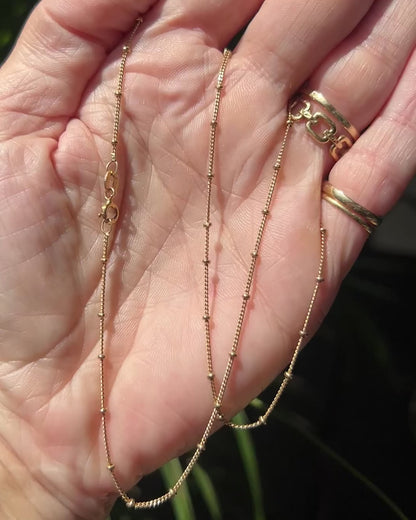 Vintage 18ct Scattered Bead Chain
