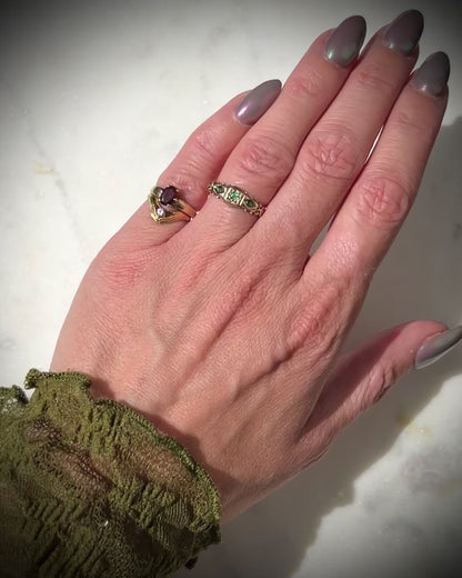 Antique 9ct Victorian Emerald Ring