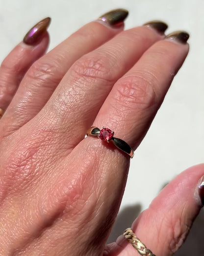Estate 9ct Coral Ruby Ring